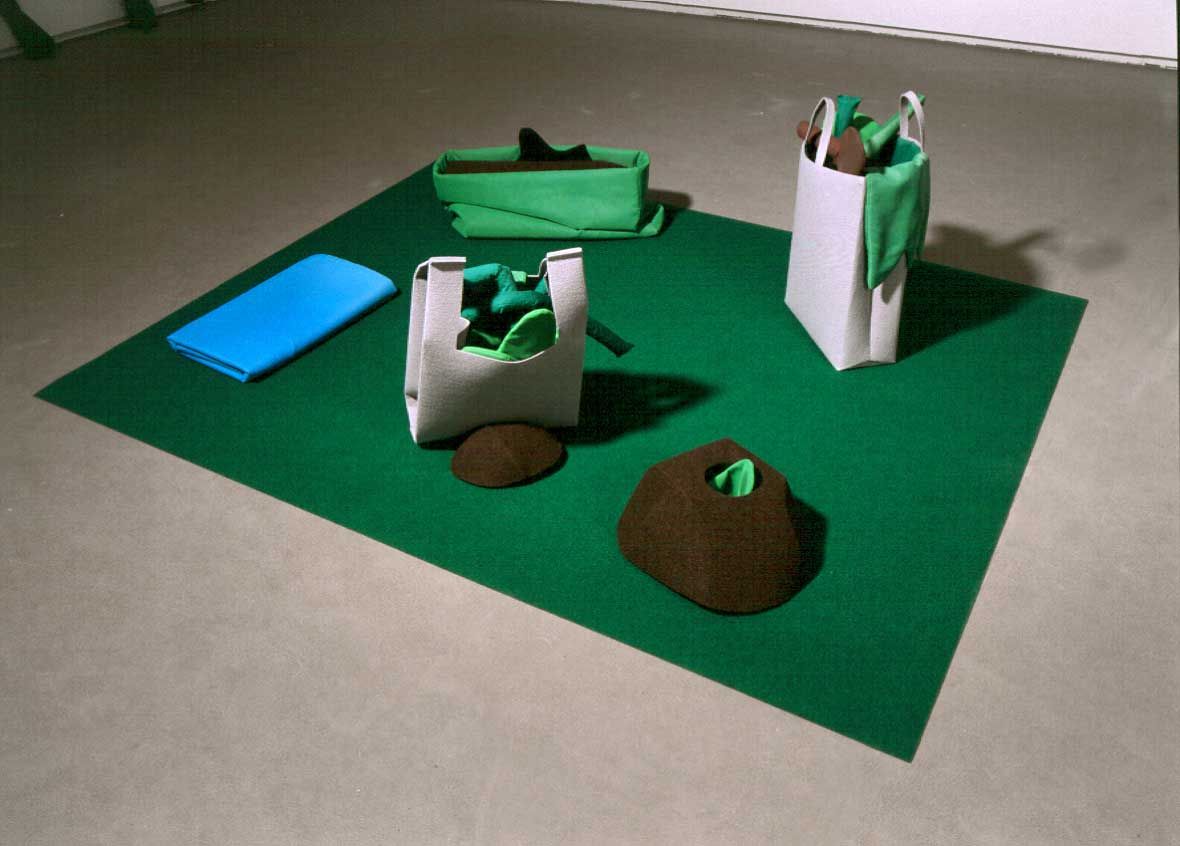 Shopping, 2002.