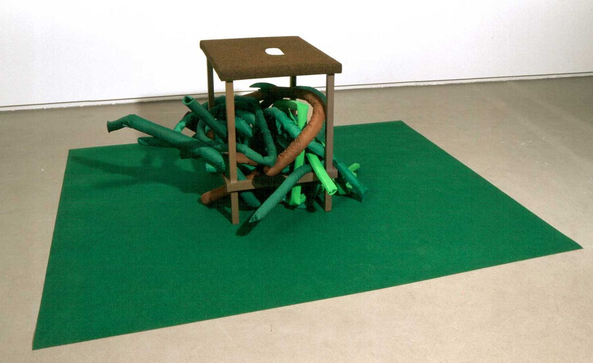 Table, 2002.