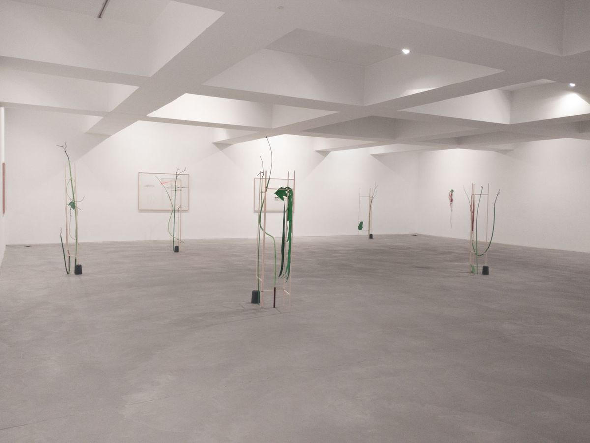 Vista da exposição Naturfatura, Carlos Carvalho Arte Contemporânea, Lisboa, 2023.
